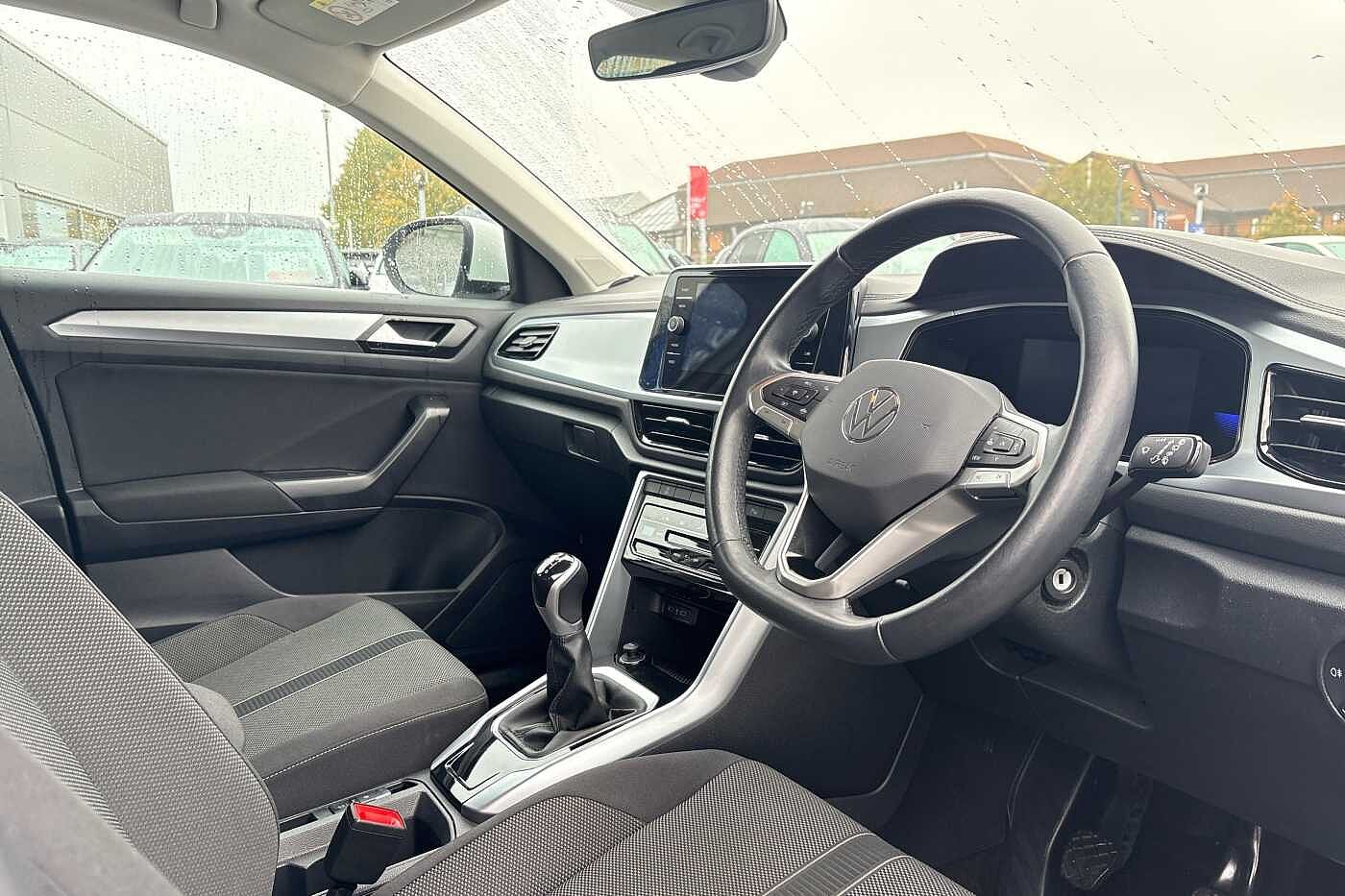 Used Volkswagen T-Roc 2022 for sale - 76551795: Photo 6