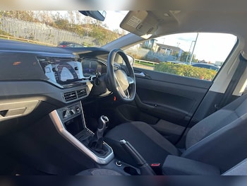 Used Volkswagen Polo 2024 for sale - 75966520: Photo