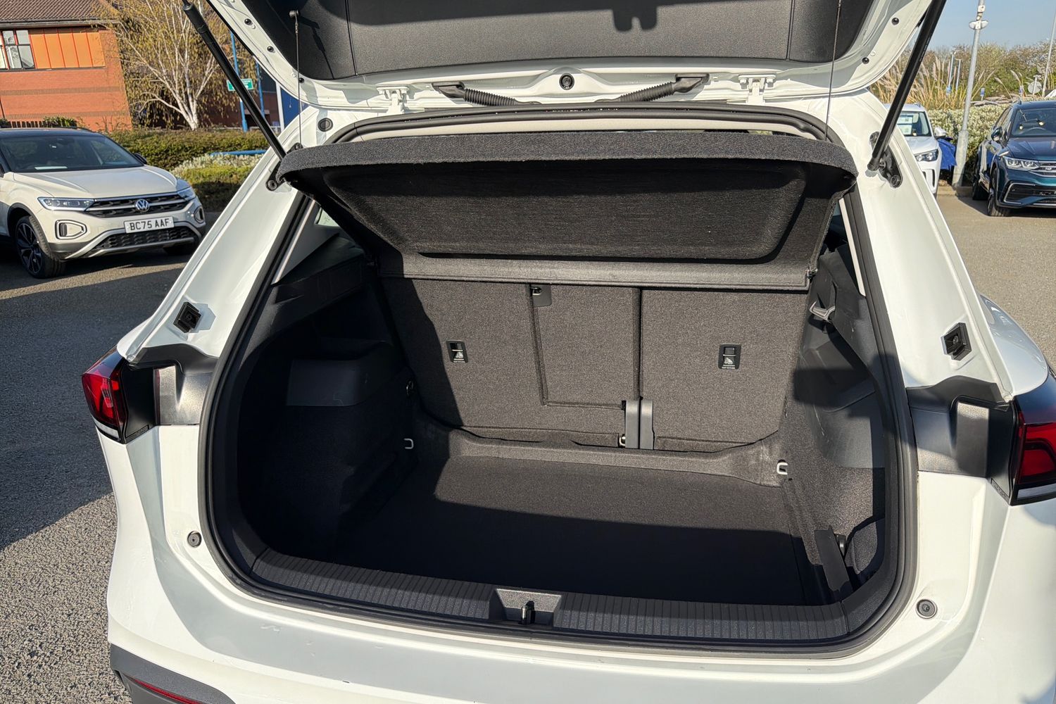 Used Volkswagen Tiguan 2024 for sale - 78172136: Photo 10