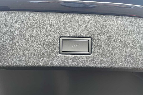 Used Volkswagen T-Roc 2025 for sale - 75142428: Photo 13