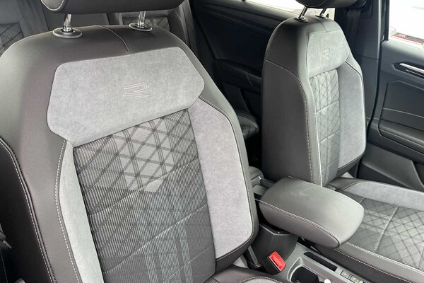Used Volkswagen T-Roc 2025 for sale - 75142428: Photo 20