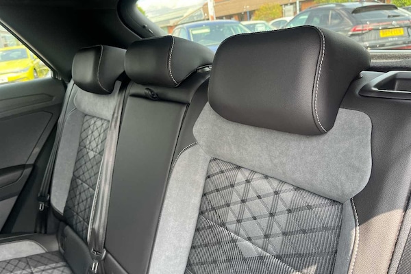 Used Volkswagen T-Roc 2025 for sale - 75142537: Photo 11