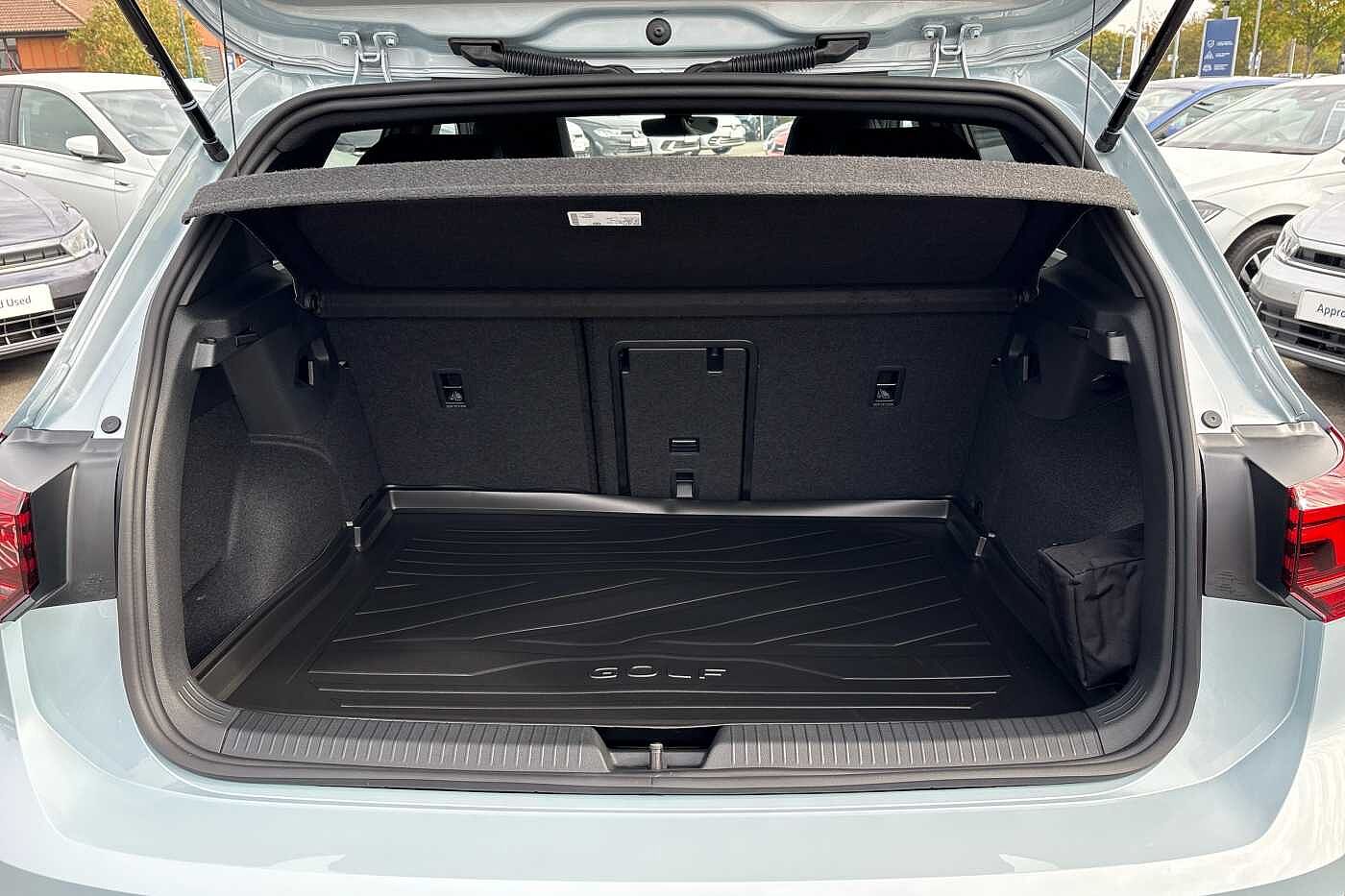 Used Volkswagen Golf 2025 for sale - 76190725: Photo 17