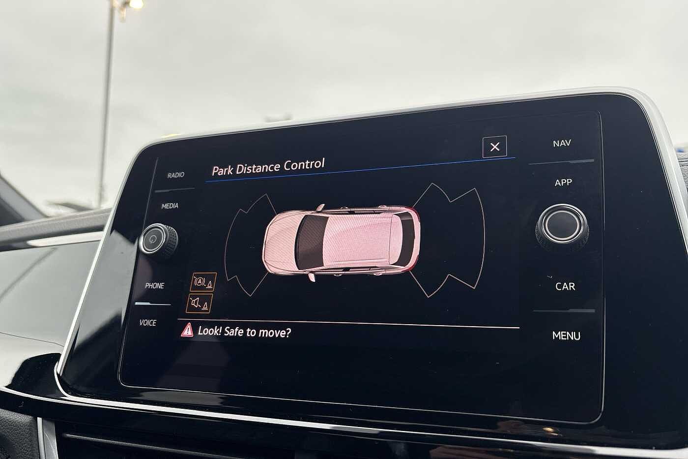 Used Volkswagen T-Roc 2022 for sale - 76123885: Photo 14