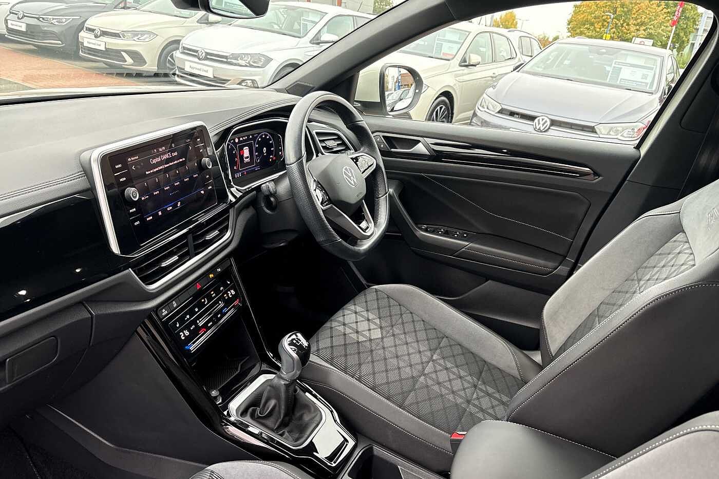 Used Volkswagen T-Roc 2022 for sale - 76123885: Photo 2