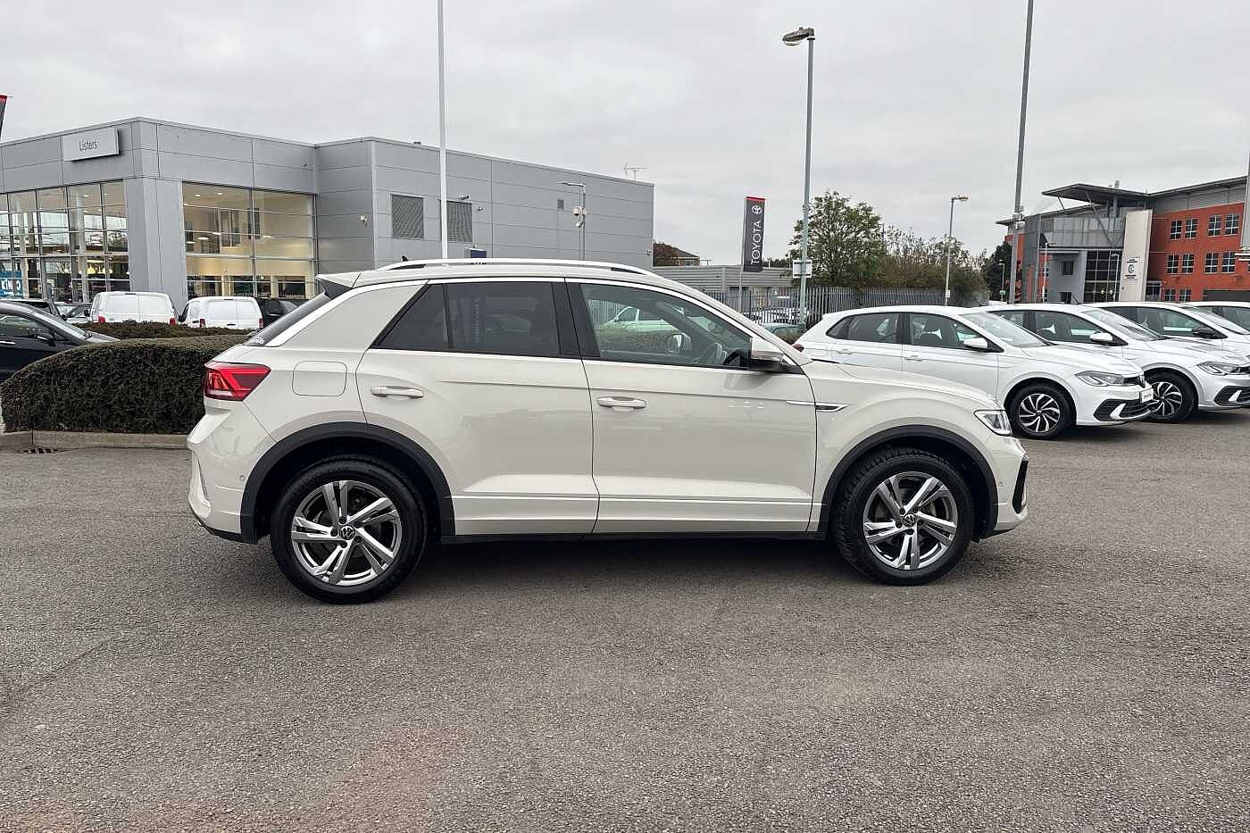 Used Volkswagen T-Roc 2022 for sale - 76123885: Photo 4