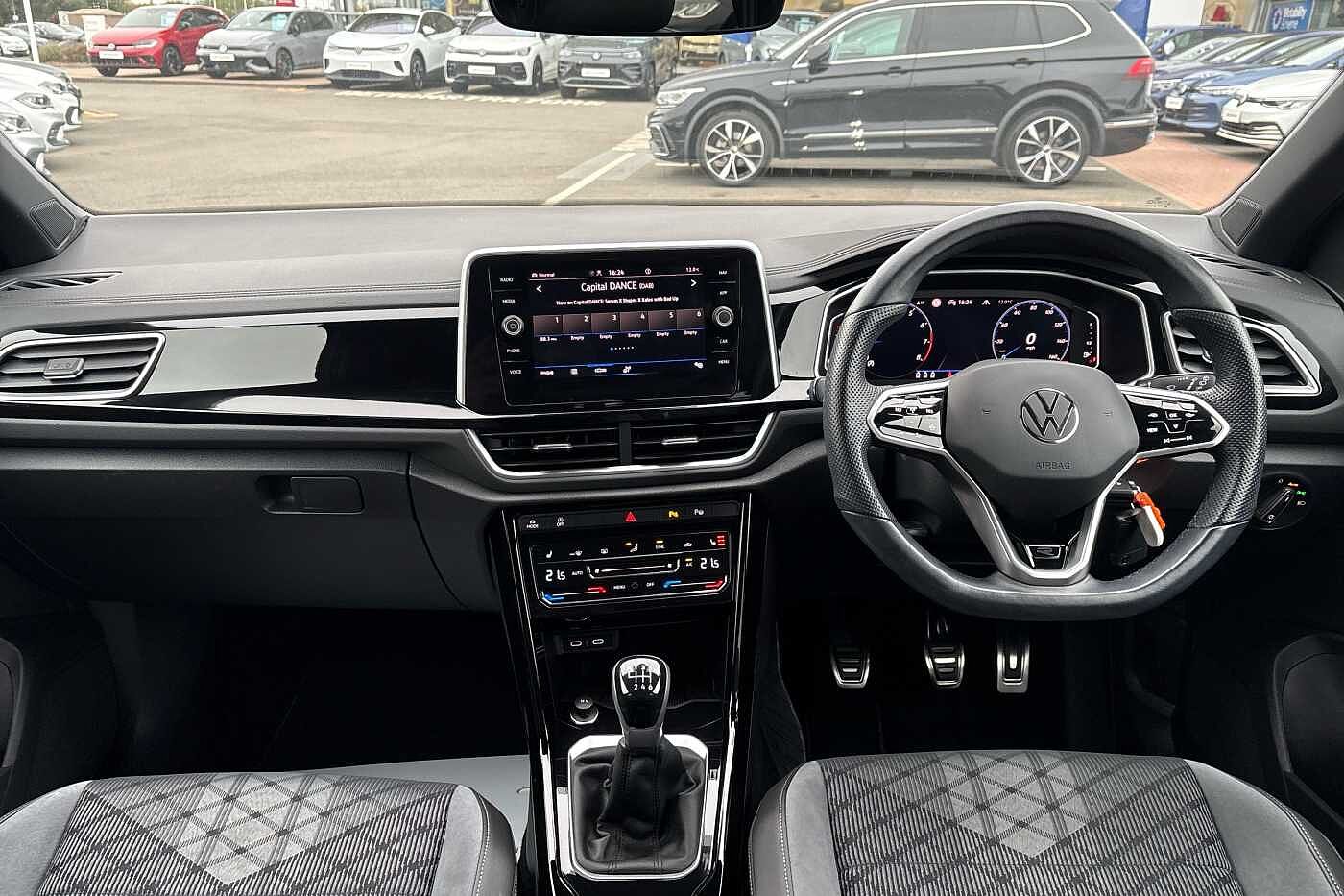 Used Volkswagen T-Roc 2022 for sale - 76123885: Photo 8