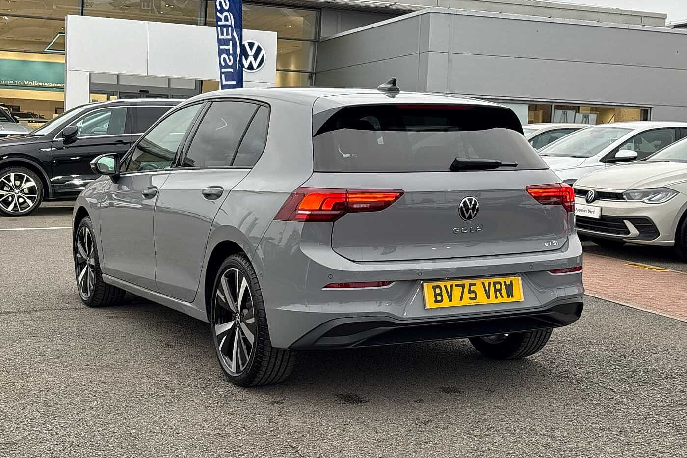 Used Volkswagen Golf 2025 for sale - 76248464: Photo 3