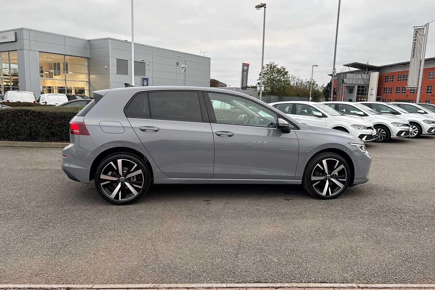 Used Volkswagen Golf 2025 for sale - 76248464: Photo 4