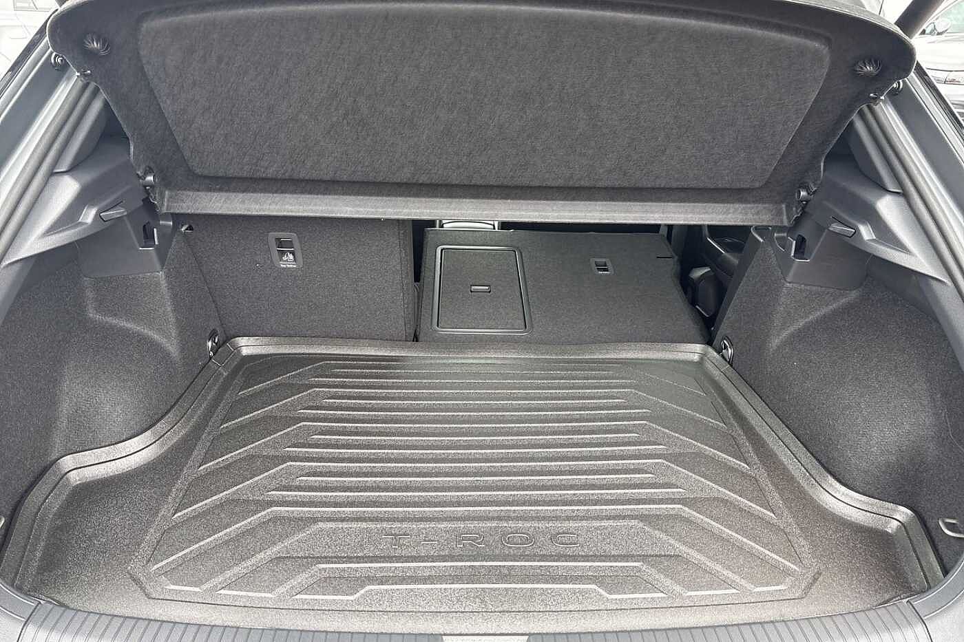 Used Volkswagen T-Roc 2026 for sale - 77840909: Photo 11