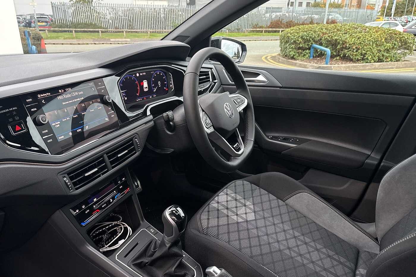 Used Volkswagen Polo 2025 for sale - 76248481: Photo 2