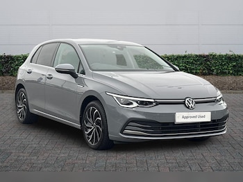 Used Volkswagen Golf 2023 for sale - 77627099: Photo