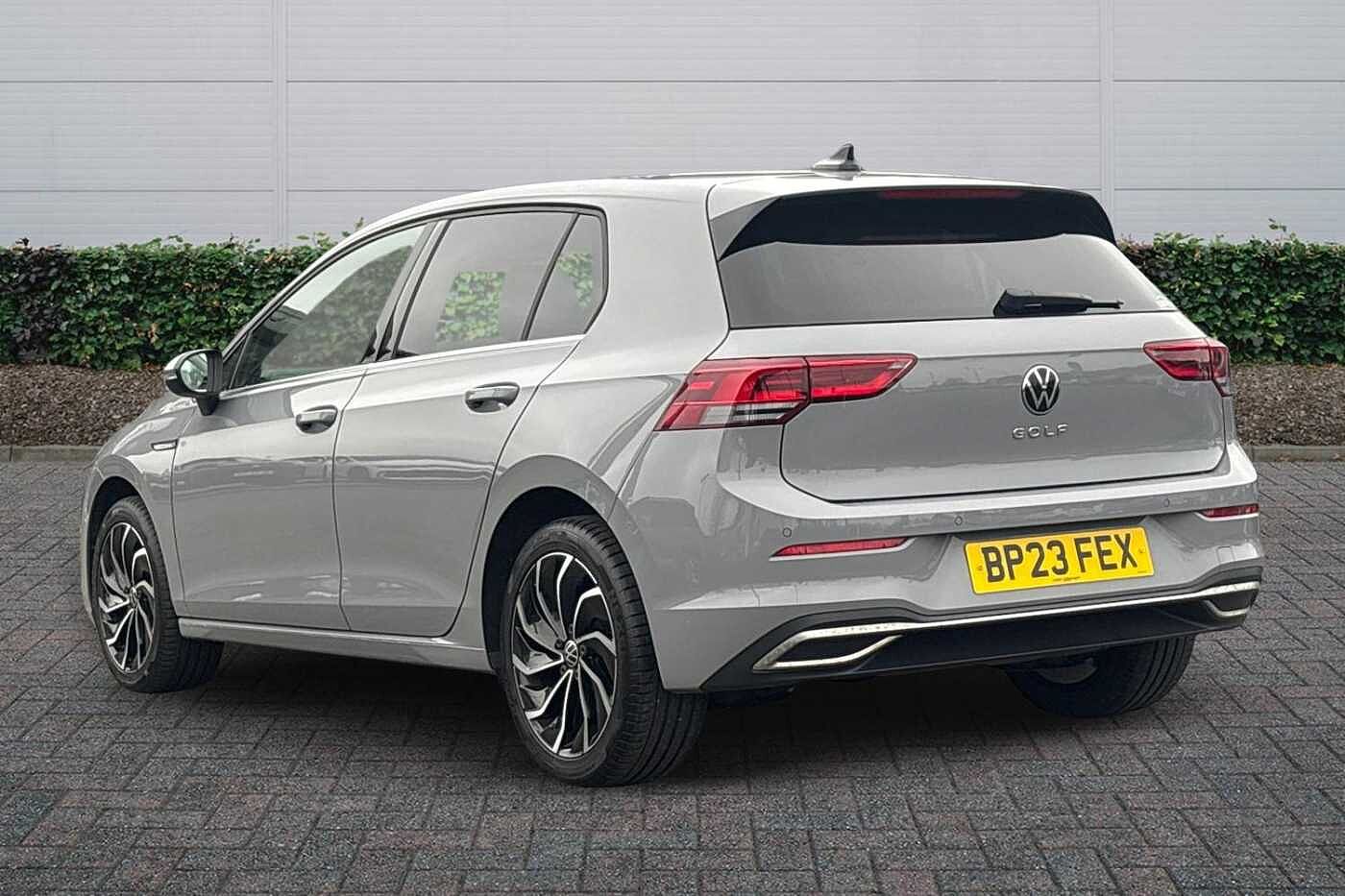 Used Volkswagen Golf 2023 for sale - 77627099: Photo 3