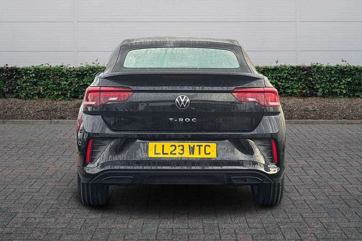 Used Volkswagen T-Roc 2023 for sale - 76837806: Photo 8