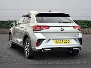 Used Volkswagen T-Roc 2025 for sale - 76514437: Photo
