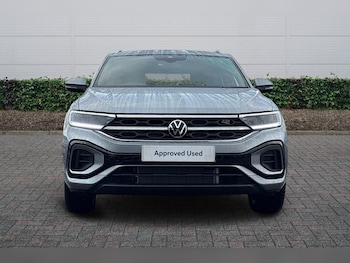 Used Volkswagen T-Roc 2025 for sale - 76514437: Photo