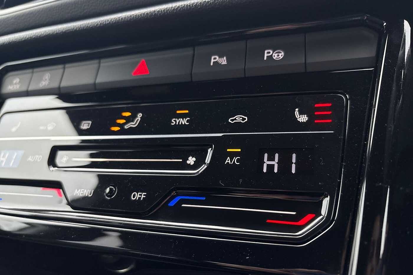 Used Volkswagen T-Roc 2025 for sale - 76837624: Photo 14