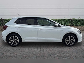 Used Volkswagen Polo 2024 for sale - 79039774: Photo