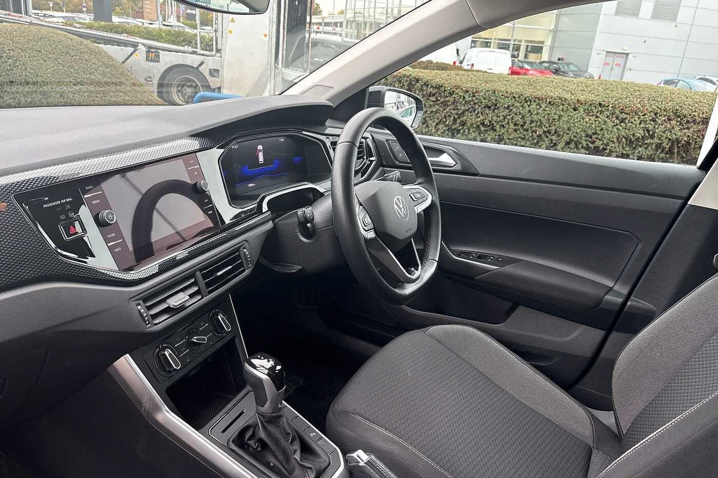 Used Volkswagen Polo 2023 for sale - 76095619: Photo 2
