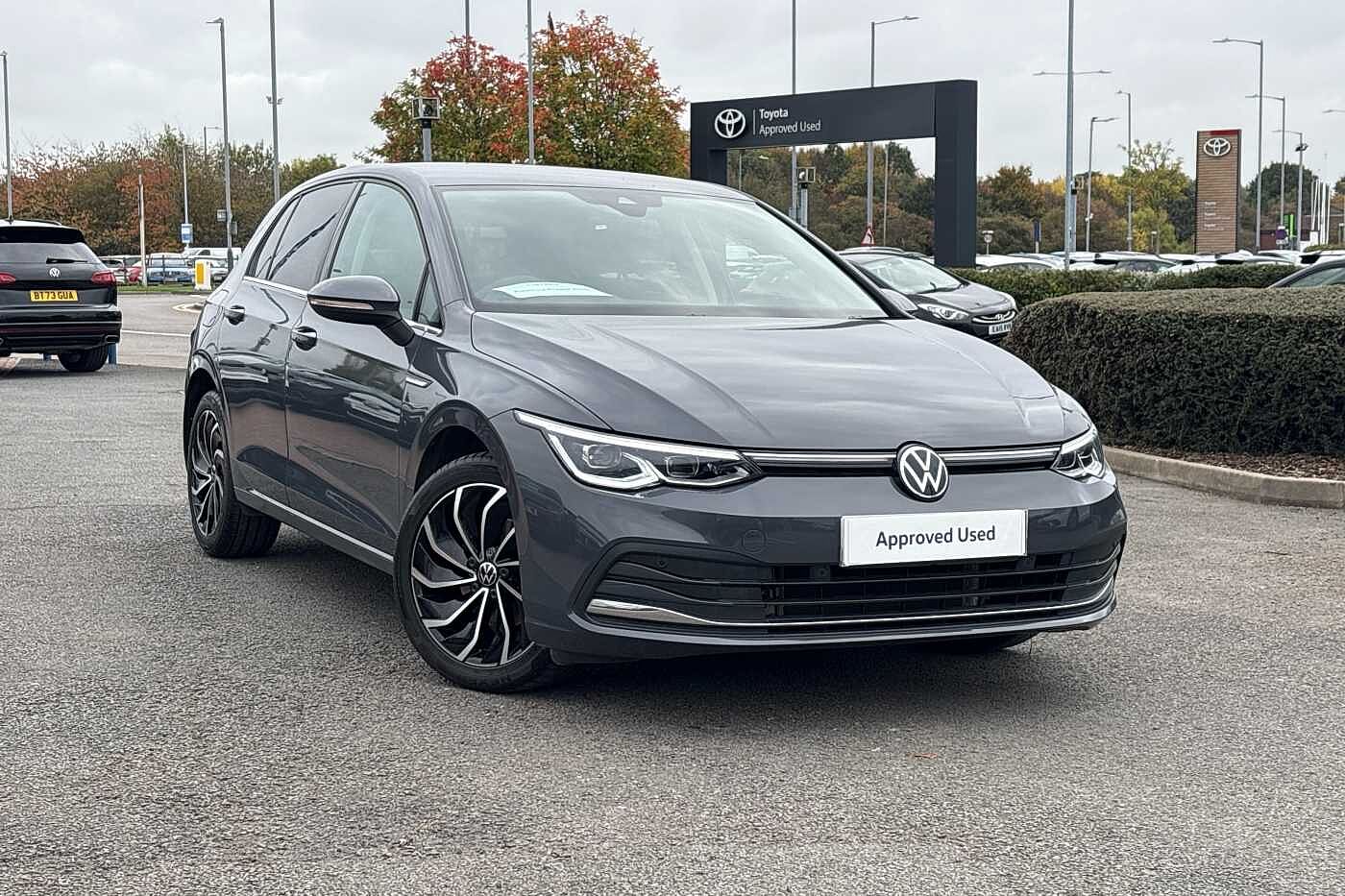 Used Volkswagen Golf 2023 for sale - 76248465: Photo 1