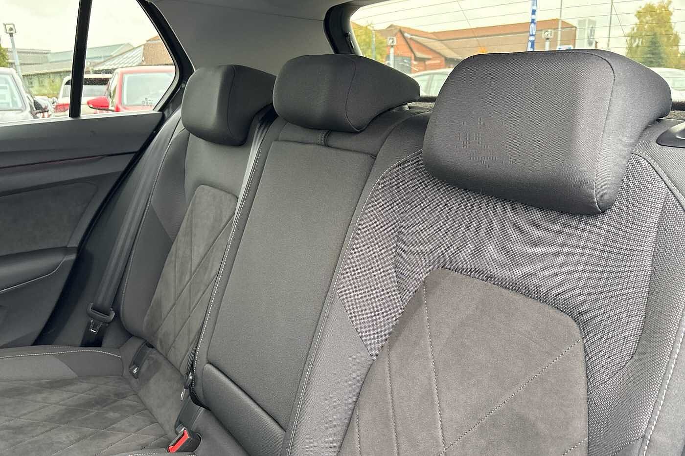 Used Volkswagen Golf 2023 for sale - 76248465: Photo 11