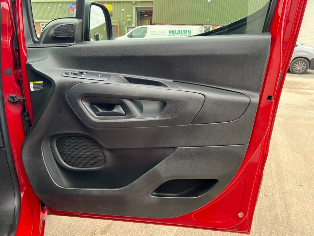 Used Citroen Berlingo 2021 for sale - 76279794: Photo 16