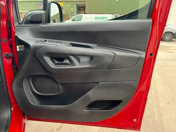 Used Citroen Berlingo 2021 for sale - 76279794: Photo 16