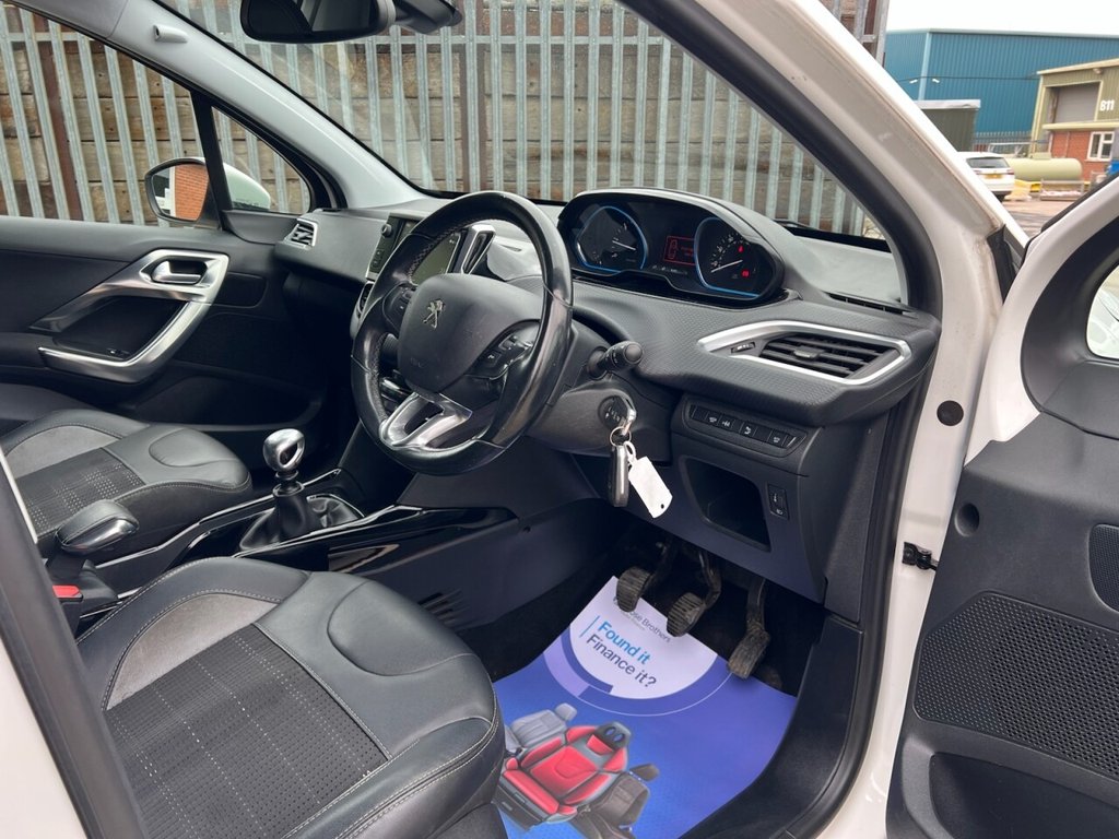 Used Peugeot 2008 2017 for sale - 74973738: Photo 17