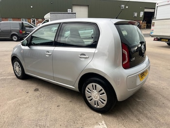 Used Volkswagen up! 2013 for sale - 75992569: Photo