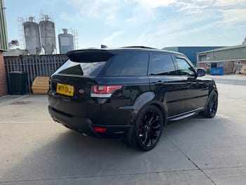 Used Land Rover Range Rover Sport 2017 for sale - 79603620: Photo