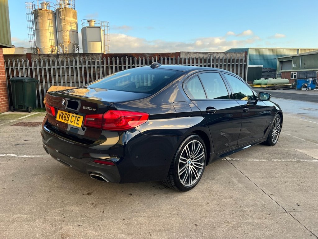 Used BMW 5 Series 2019 for sale - 77021815: Photo 2