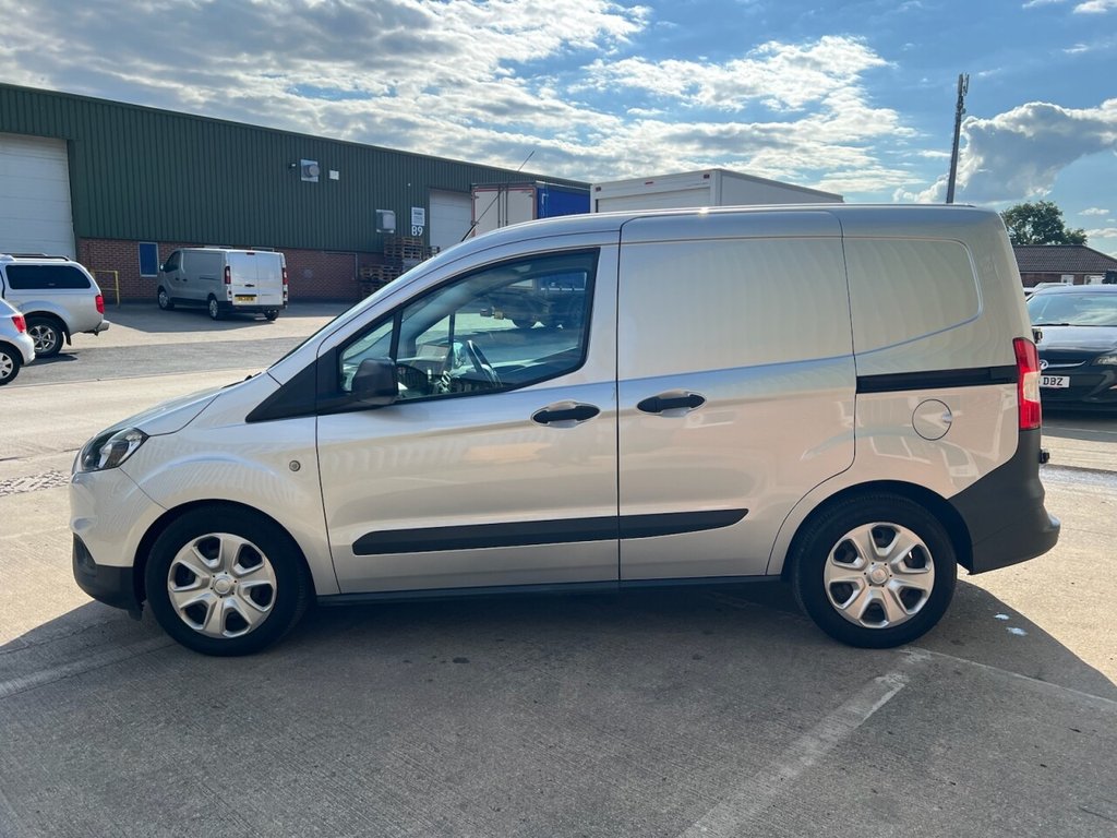 Used Ford Transit Courier 2019 for sale - 75516100: Photo 10