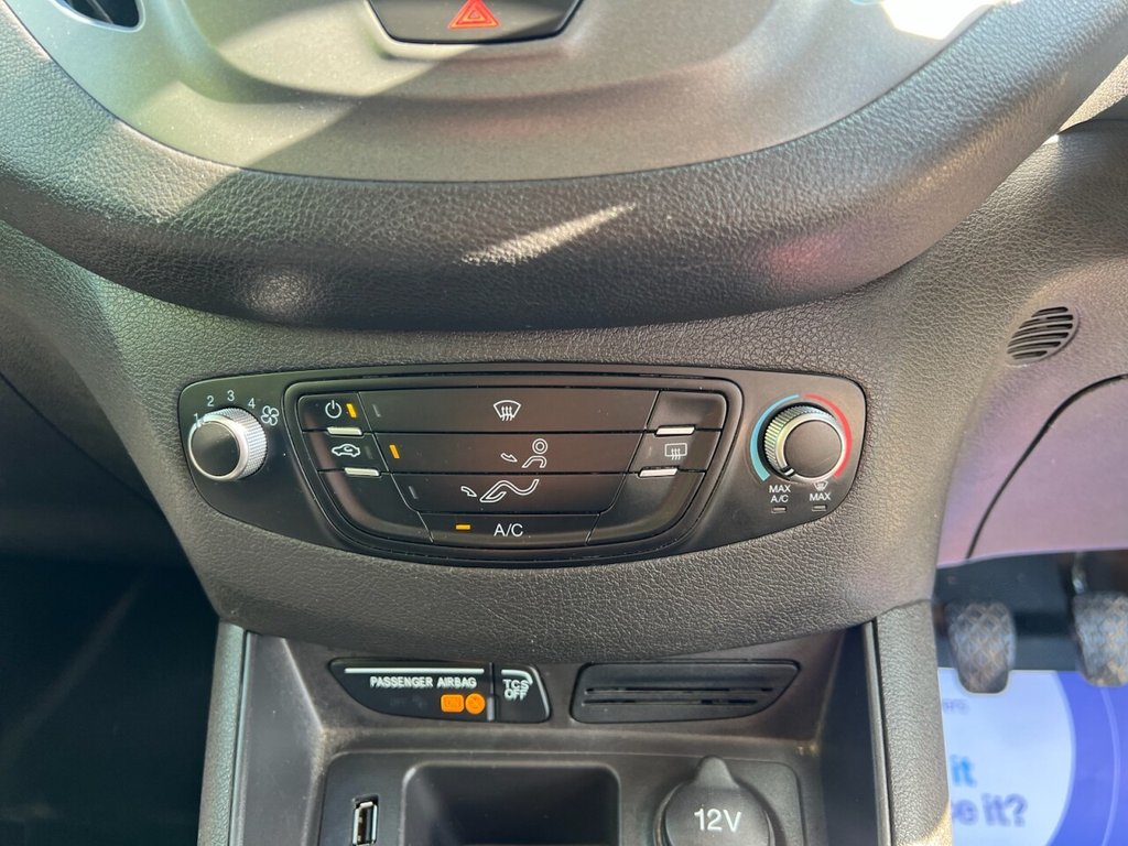 Used Ford Transit Courier 2019 for sale - 75516100: Photo 23