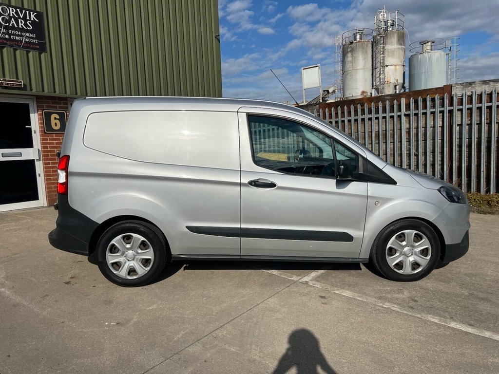 Used Ford Transit Courier 2019 for sale - 75516100: Photo 9