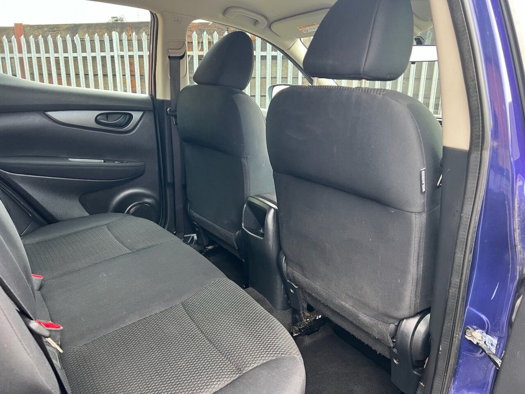 Used Nissan Qashqai 2015 for sale - 76754579: Photo 24