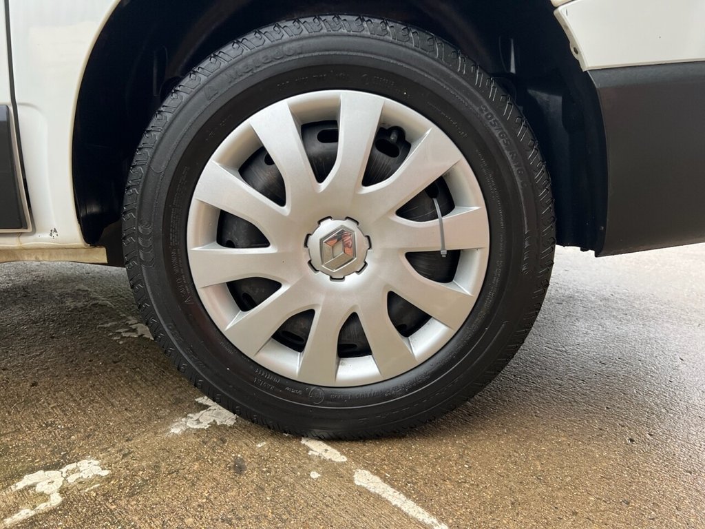 Used Renault Trafic 2018 for sale - 76163518: Photo 11