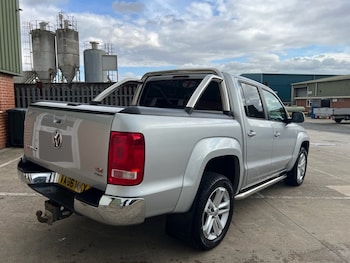 Used Volkswagen Amarok 2016 for sale - 76057058: Photo