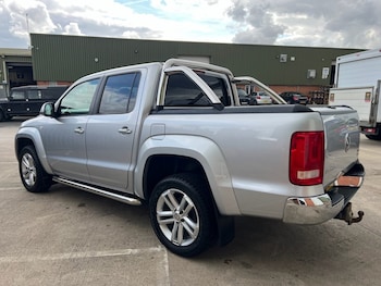 Used Volkswagen Amarok 2016 for sale - 76057058: Photo
