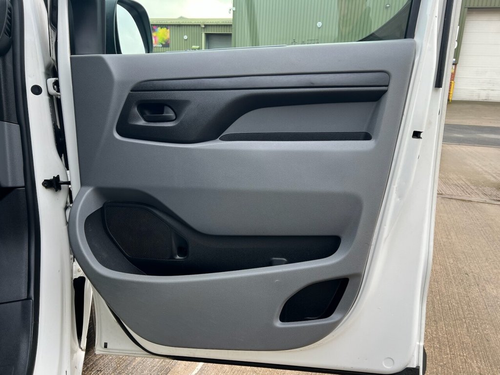 Used Toyota ProAce 2020 for sale - 76235631: Photo 17