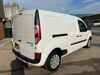 Used Renault Kangoo Maxi 2021 for sale - 75253889: Photo
