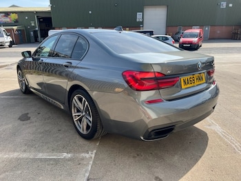 Used BMW 7 Series 2018 for sale - 75336202: Photo