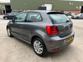 Used Volkswagen Polo 2016 for sale - 75234305: Photo