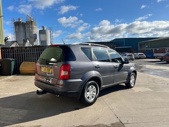 Used Ssangyong Rexton 2016 for sale - 73871600: Photo