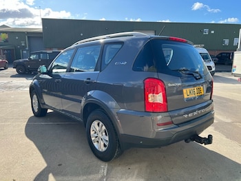 Used Ssangyong Rexton 2016 for sale - 73871600: Photo