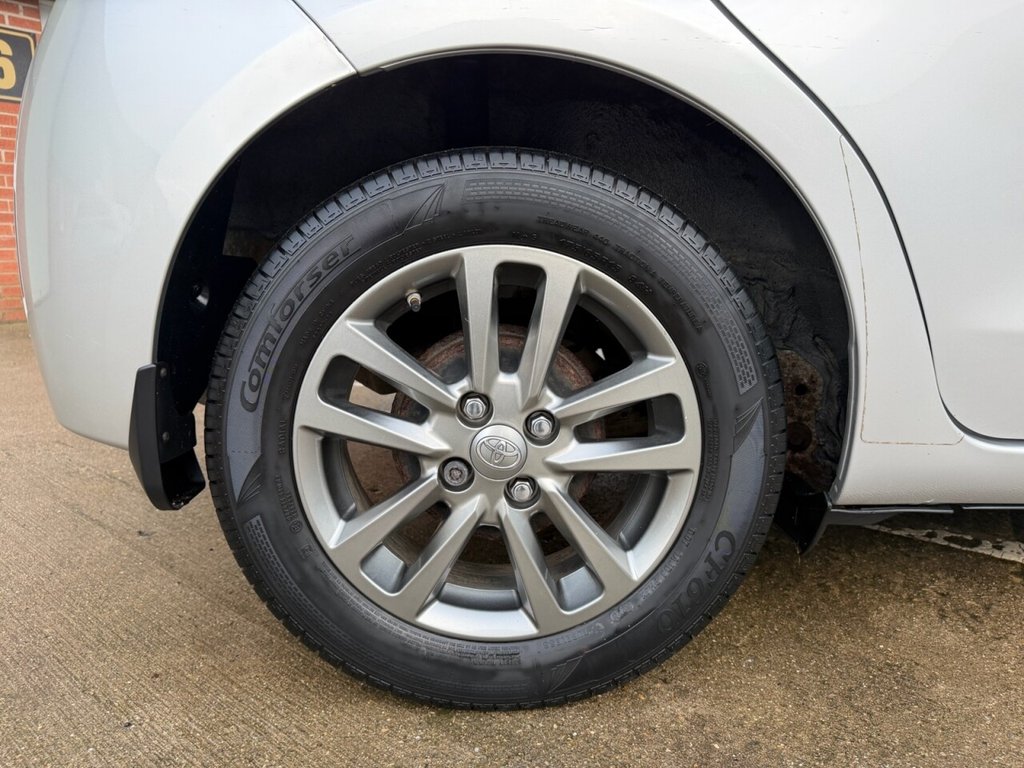 Used Toyota Yaris 2015 for sale - 77525898: Photo 13