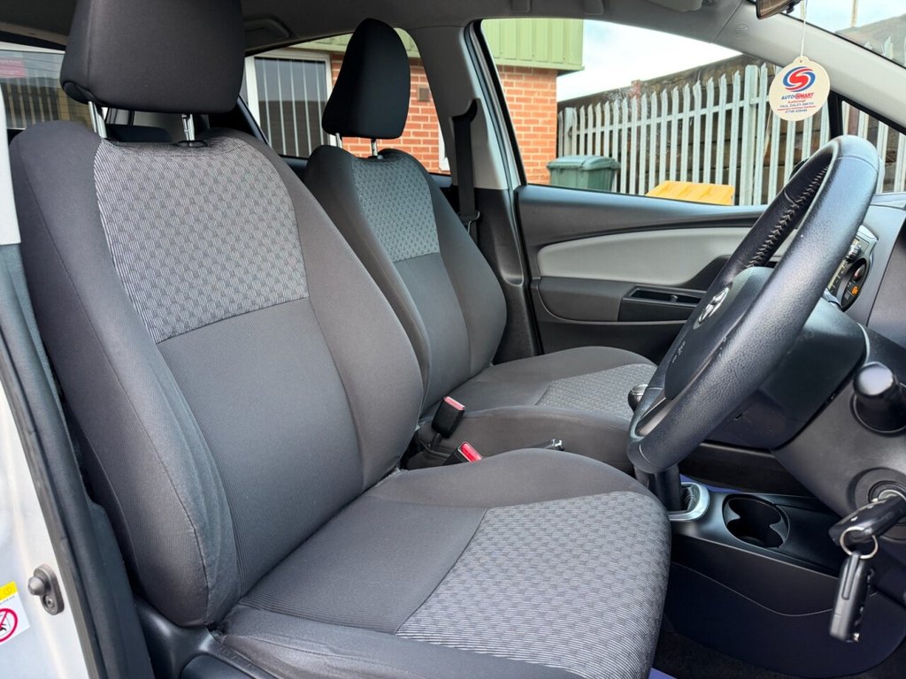 Used Toyota Yaris 2015 for sale - 77525898: Photo 18