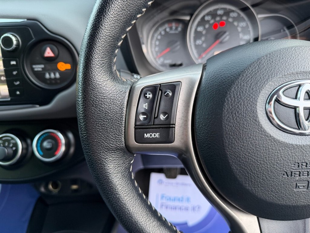 Used Toyota Yaris 2015 for sale - 77525898: Photo 25