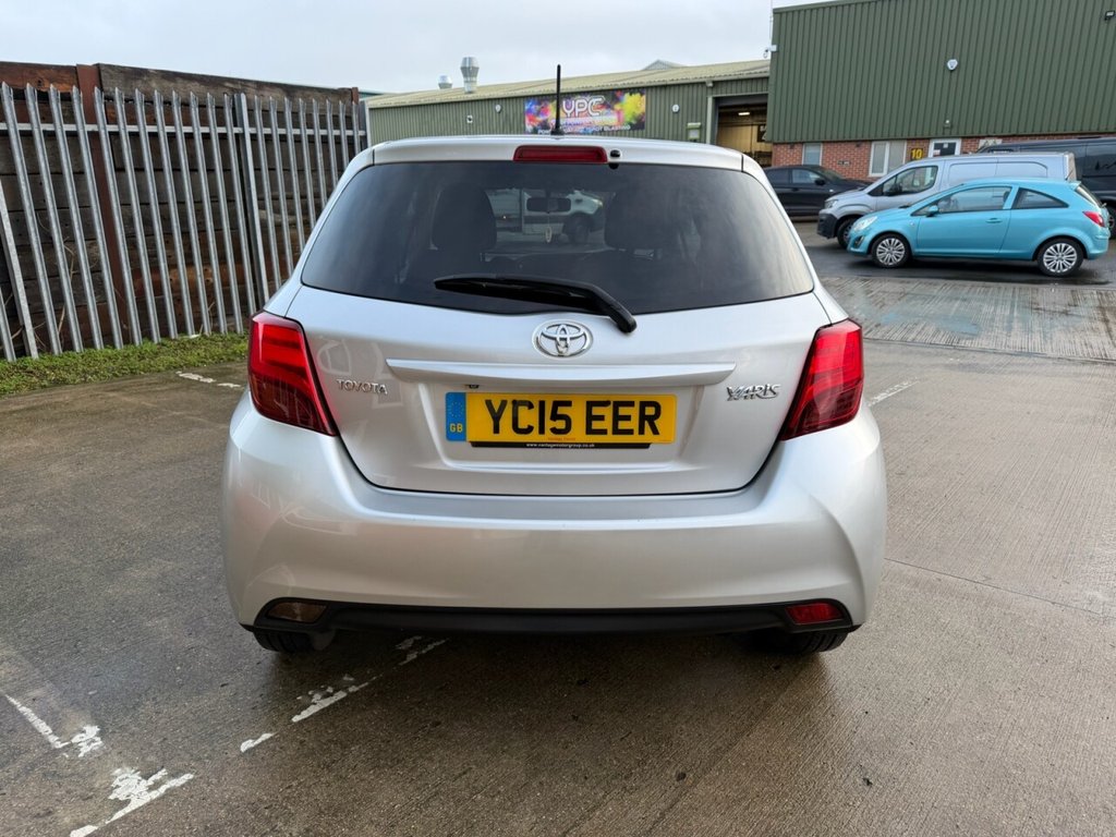 Used Toyota Yaris 2015 for sale - 77525898: Photo 7