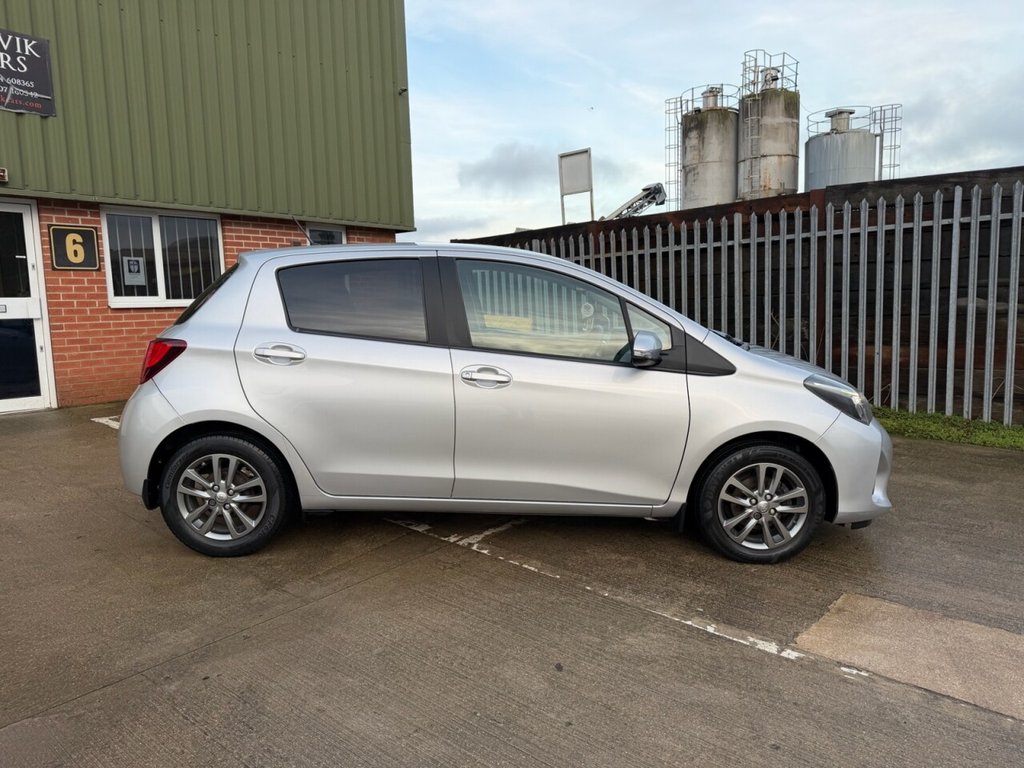 Used Toyota Yaris 2015 for sale - 77525898: Photo 8