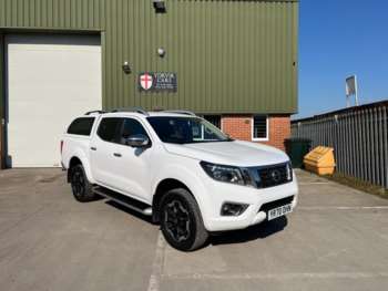 Used Nissan Navara 2020 for sale - 74029373: Photo